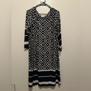 INC International Concept black/white dress in perfect shape.